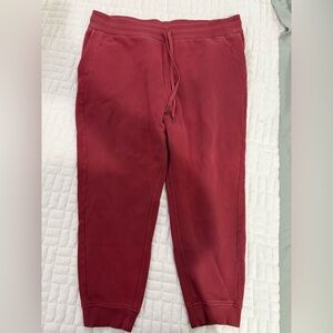 Lululemon Scuba High-Rise Jogger